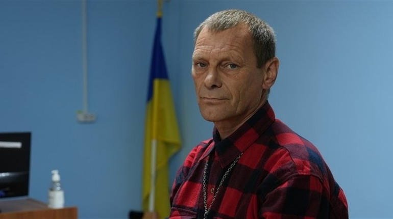 Жителя села Кам'янка засудили за незаконну зброю, але звільнили від в'язниці
