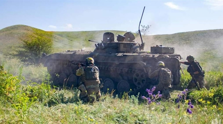 Військові ЗСУ нищать окупантів: ситуація на фронті Донеччини