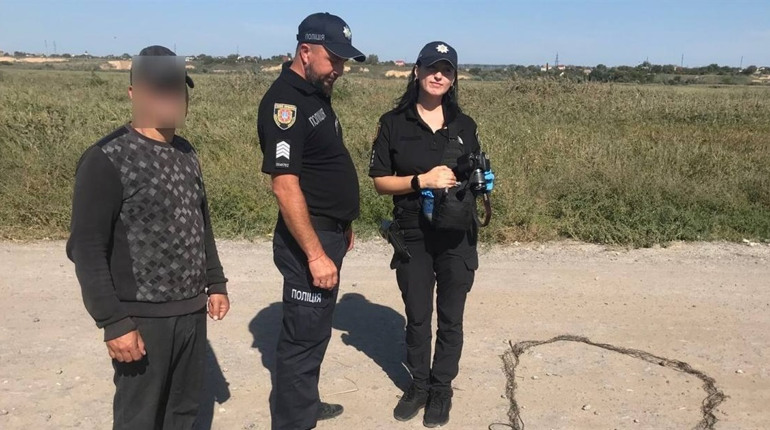 На Дністрі біля села Маяки чоловік ловив раків на ятер: сума збиків - понад 300 тисяч гривень