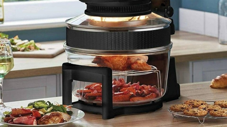 Швидкі страви в аерогрилі: курячі стегна, хрусткі печериці та сирники