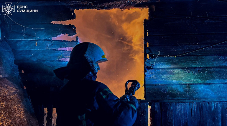 Нічна пожежа в Богданівці: 3 години боротьби та 20 тонн води