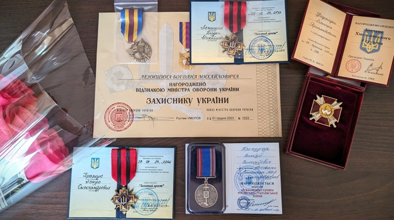 У Славуті військових нагородили державними відзнаками