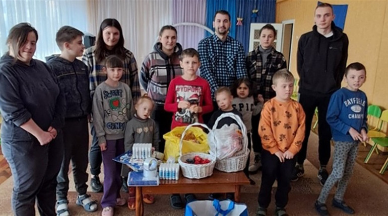 Волонтери студентської ради переяславського університету познайомилися з вихованцями "Калинки"