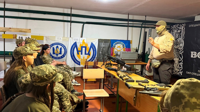 Дрони, такмед і мінна безпека: у Немовичах понад 50 школярів пройшли вишкіл «Воїн-Вовкулака»