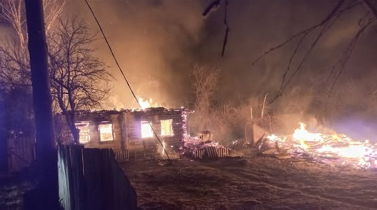 Росіяни знищили будинок на Чернігівщині: за добу 38 ударів і 58 вибухів