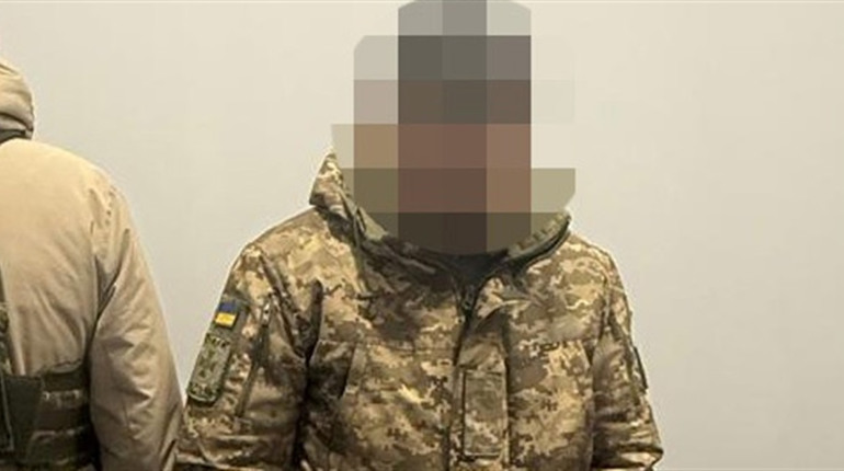 Прикордонник на Одещині щомісяця переправляв за кордон щонайменше 10 чоловіків