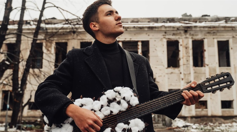 Український виконавець YAKTAK став музичним амбасадором Луганського прикордонного загону "Помста"