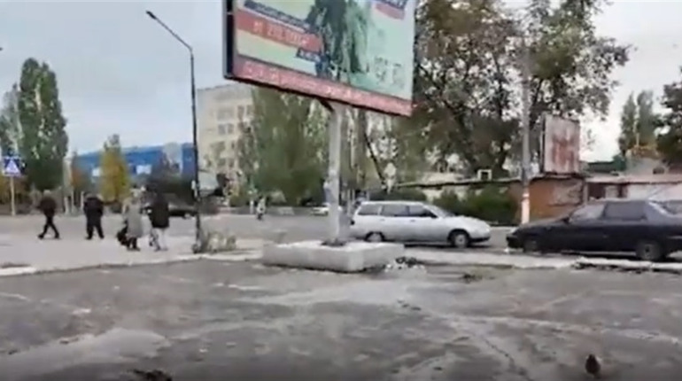 У Новій Каховці російські пропагандисти знімають ролики про "покращення життя"