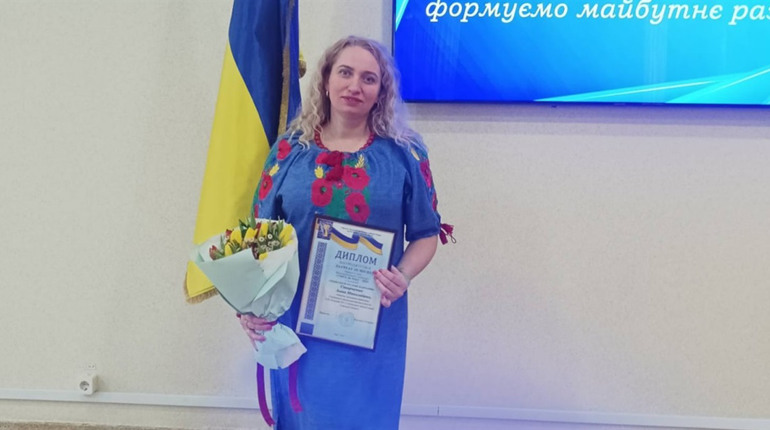 Викладачка з Глухова здобула друге місце в обласному етапі конкурсу «Учитель року-2025»