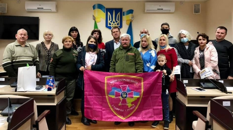 Пам'ятні кулони "Батьківське серце" вручили дітям загиблих героїв