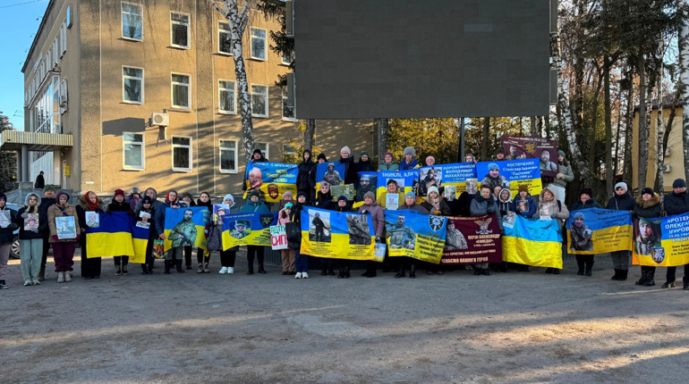 У Мені відкрили Алею Надії — символ віри у повернення зниклих безвісти Захисників