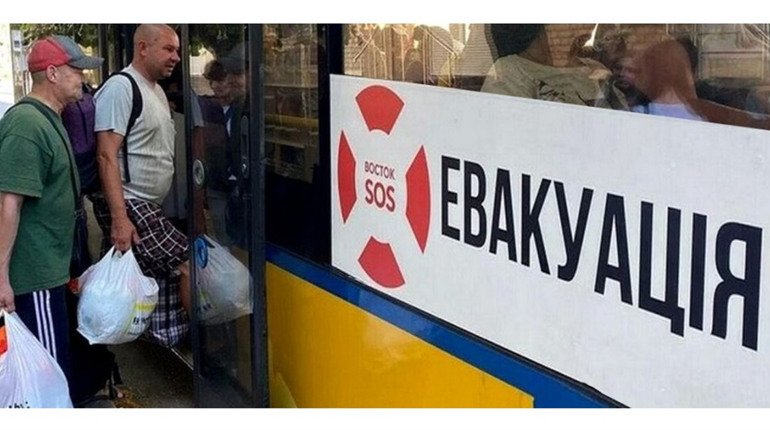 Як евакуюватись із прикордонних громад Сумщини: контакти, куди звертатись, хто допомагає