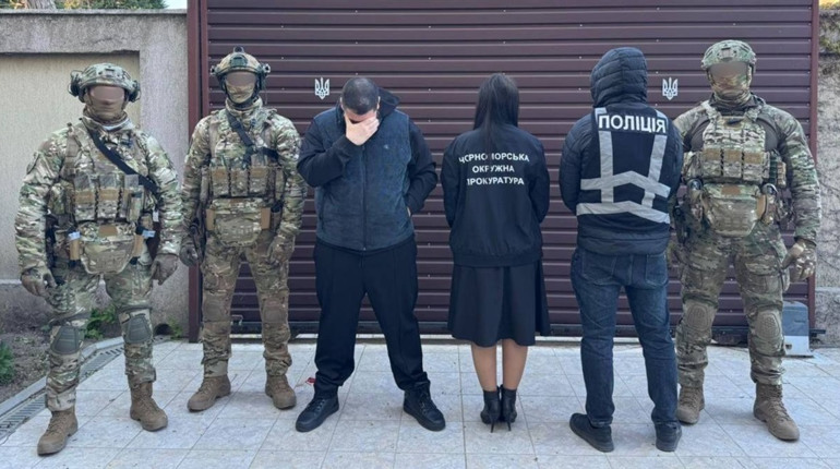 В Одесі затримали банду «псевдосиловиків», які катували бізнесмена та вимагали 360 тисяч доларів