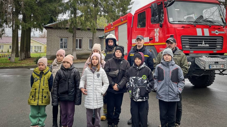 У Березі рятувальники ознайомили школярів із правилами пожежної безпеки
