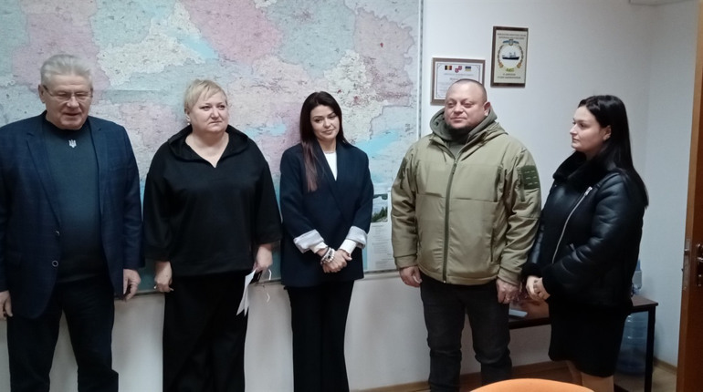 У Шостці вперше ключи від квартири отримала родина переселенців