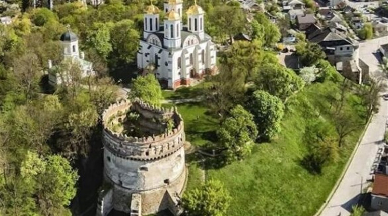 В Острозі покращилася епідеміологічна ситуація: з 7 вересня місто вийде з «червоної» зони