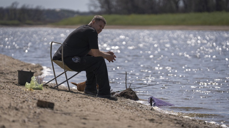 Чи потрібно відбудовувати Каховську ГЕС і водосховище: можливі варіанти