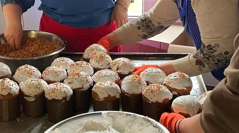 Рецепт незламності: як у Первомайську випікали «Мамину паску» для фронту