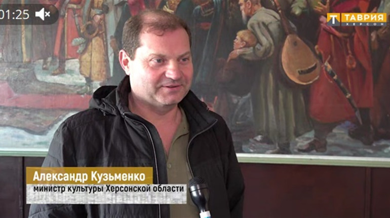 В Генічеську відкрили кінотеатр «Россия» із дуже «скрєпним» репертуаром про ескортниць