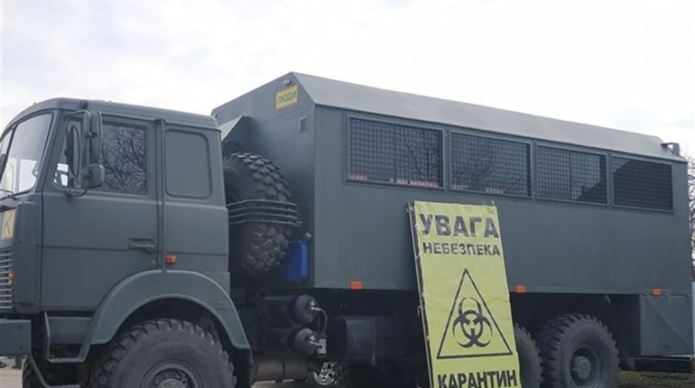 Із третього квітня в Чернівецькій області — особливий режим в’їзду і виїзду. Які авто пропускатимуть