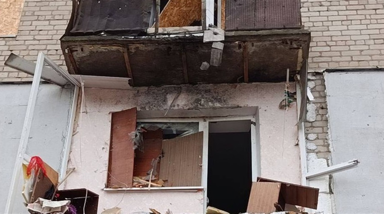 У Таврійську згоріла землянка, у Каховці і Бериславі обстріляні будинки (фото)