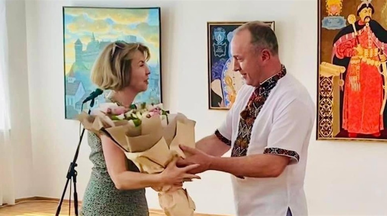 Керівниця «KENT&AVER» Ольга Пахлюк отримала нагороду від Черкаської ОВА