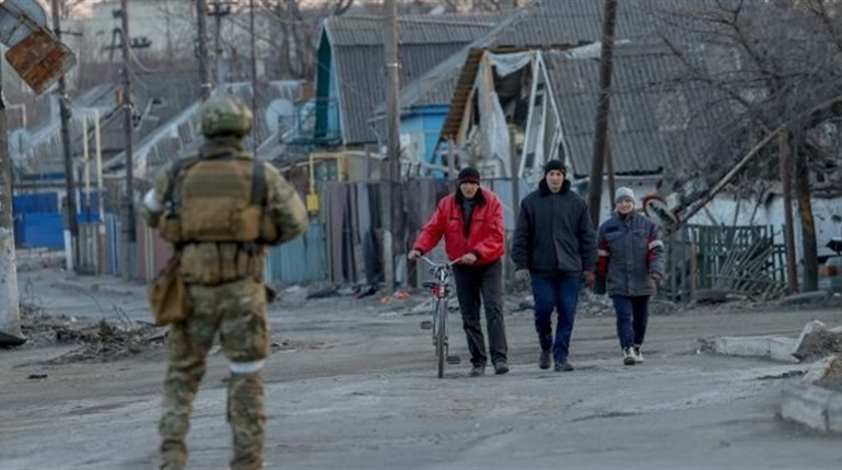 Життя в окупації. У Лисичанськ вкотре прилетіло, загарбники закрили місто на в’їзд