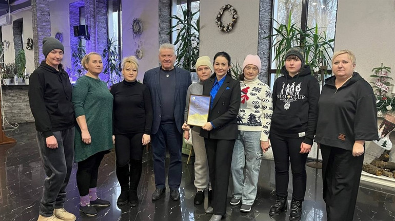 Шосткинські волонтери отримали з нагоди Дня волонтерів грамоти міського голови