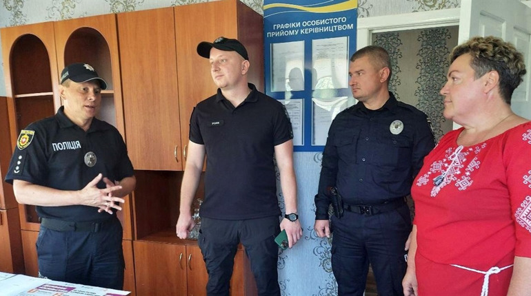 В шести громадах Рівненщини відкрили поліцейські станції