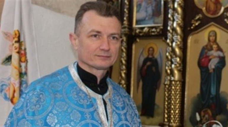 "Якщо ми з Богом, - ми вистоїмо!" - різдвяне привітання настоятеля Свято-Троїцького храму ПЦУ