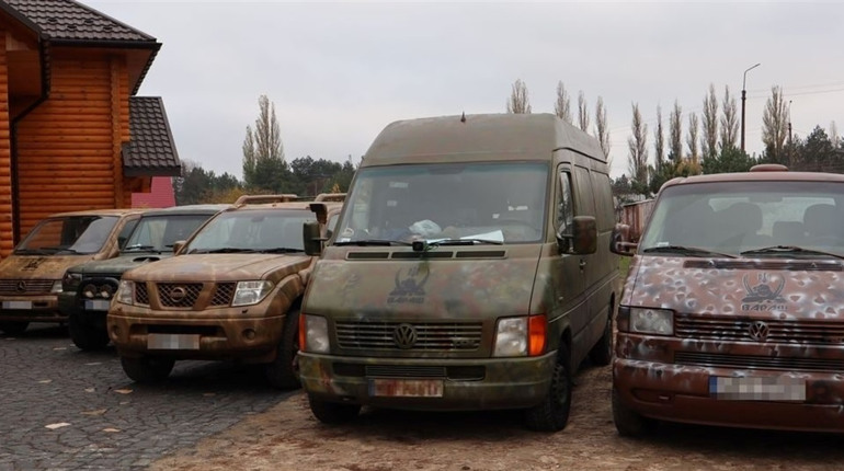 Волонтери Вараської громади відправили автомобілі для земляків-військових ЗСУ
