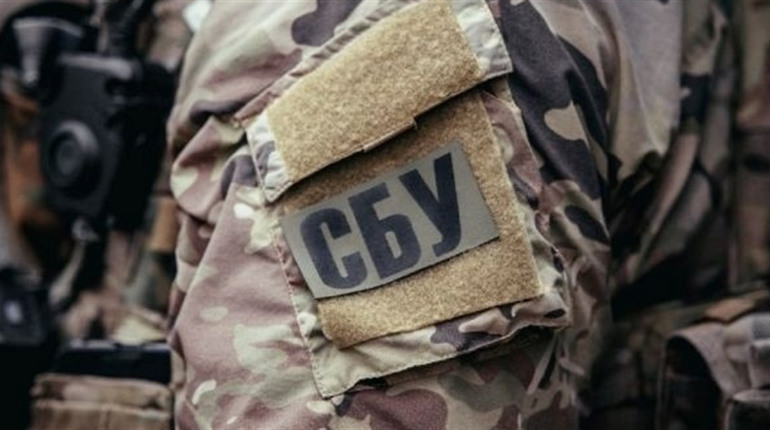 СБУ затримала колаборантку, яка під час окупації Херсона вступила до окупаційного «виборчкому»