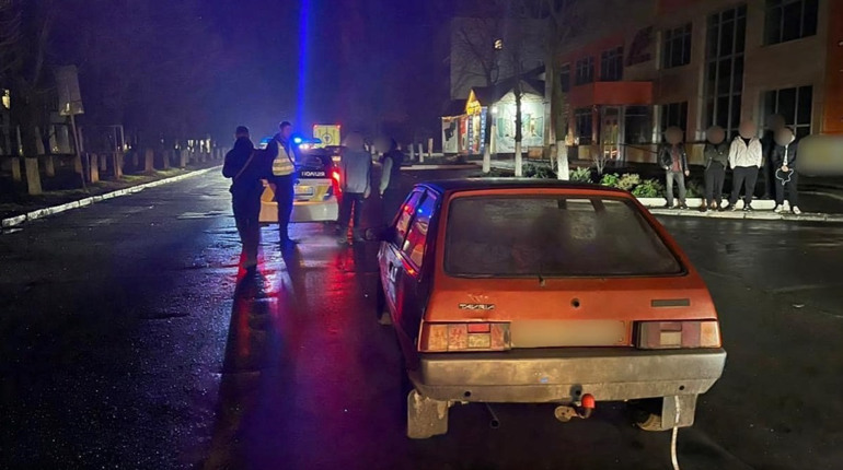 На Одеській у Первомайську автівка збила літню жінку: поліція розшукує свідків