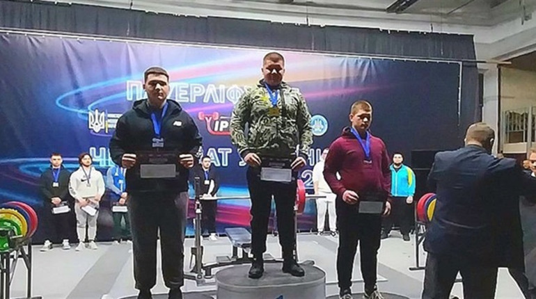Глухівський студент посів 1 місце на чемпіонаті України з класичного жиму штанги лежачи