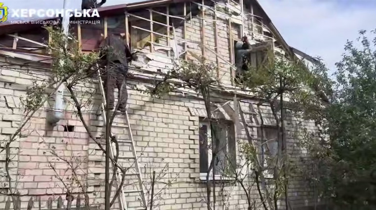 Російські обстріли Херсонщини: двоє людей загинули та 13 — поранені за добу станом на 24 травня