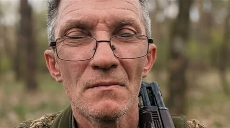 Загинув під час виходу з позиції: у Жовтих Водах повідомили про втрату Владлена Корнілова