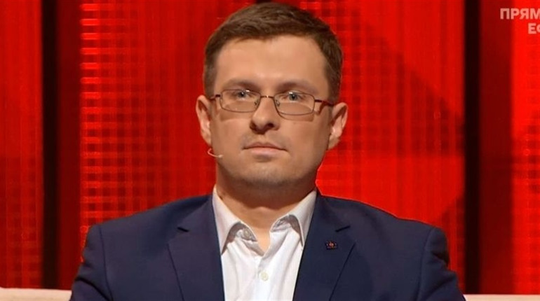 Чи потрібно носити маску вакцинованим: головний санітарний лікар дав чітку відповідь