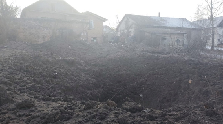 Росіяни вдарили по сусідньому Кролевцю ракетою та безпілотниками. Пошкоджено будинки