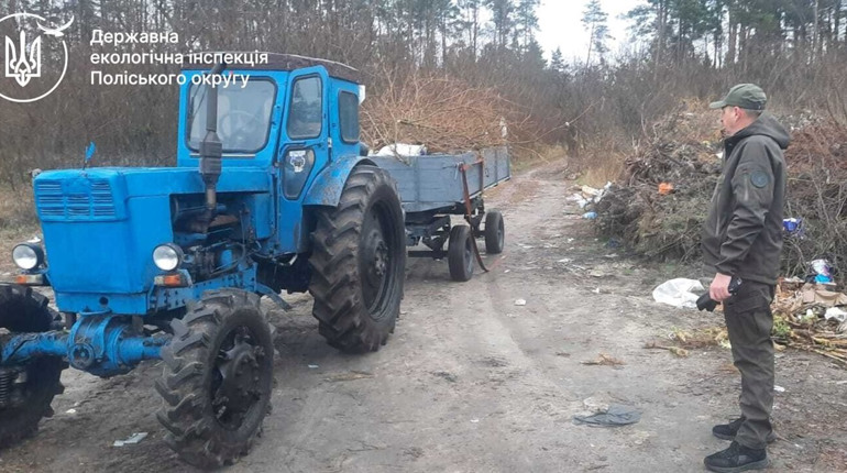 Сміття, зрізані дерева та рибальські гачки: екоінспекція перевірила Сарненщину