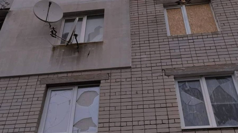 На Херсонщині армія рф завдала ударів по житлових кварталах, критичній та соціальній інфраструктурі