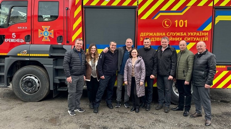 Співпраця з Firefighter Aid Ukraine продовжується: як канадійці допомагають місцевим рятувальникам