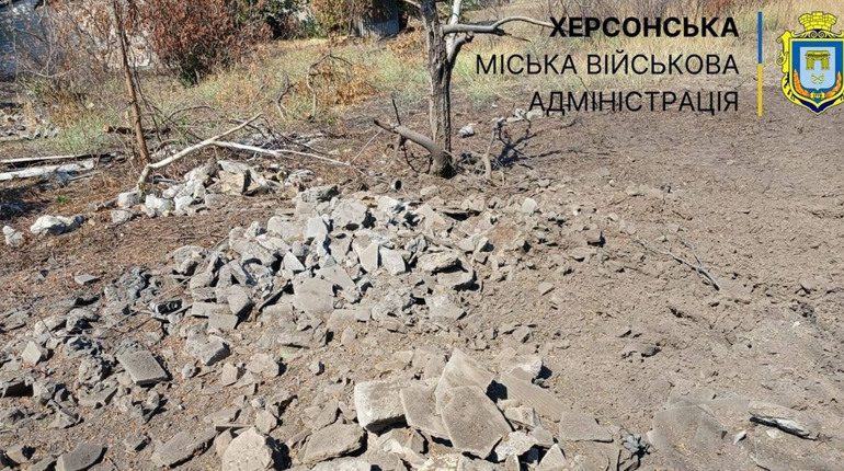 На Херсонщині армія рф завдала ударів по критичній та соціальній інфраструктурі, житлових кварталах