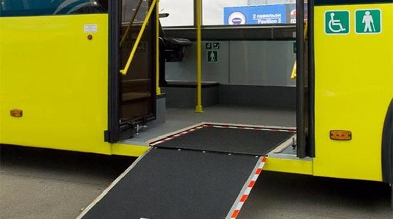 Незабаром у місті з'явиться перший автобус для людей з інвалідністю