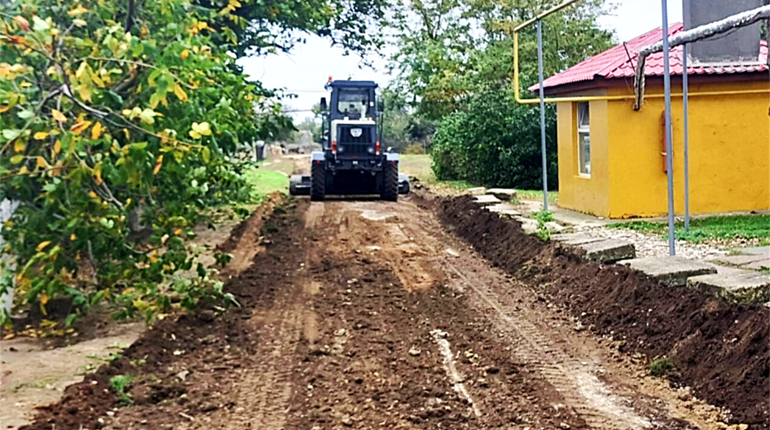 У селі Майори розпочали будівництво гравійно-піщаної дороги