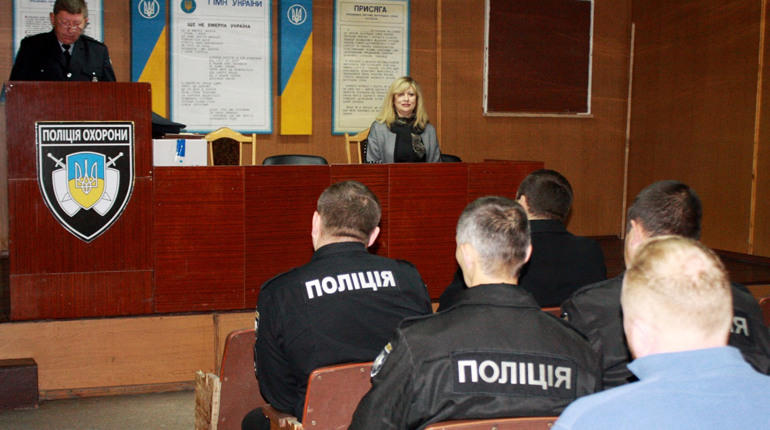Кто стоит на страже порядка в Мелитополе: пять неожиданных цифр о работе полиции охраны