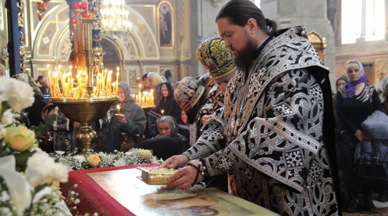 Мощі Великомучениці Параскеви П’ятниці будуть в Новограді 29 листопада