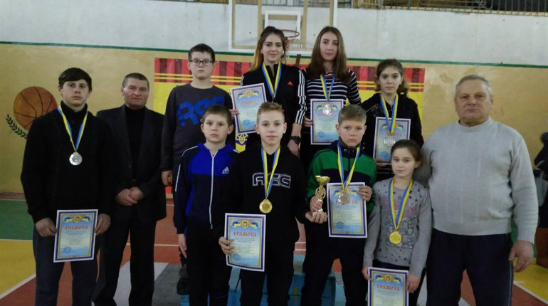 Важкоатлети з Яруня треті в області