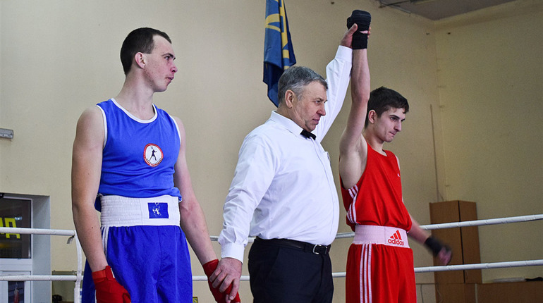 Чемпіонат Новограда-Волинського з боксу (ФОТО + ВІДЕО)