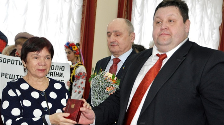 Вчителька з Новограда отримала почесне звання