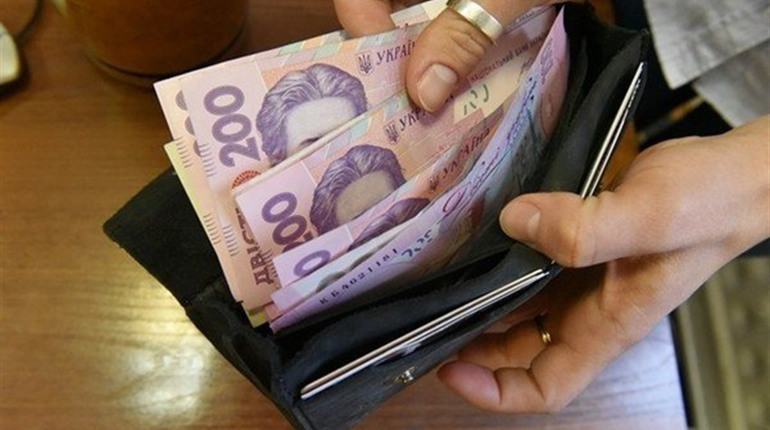 Зарплата у Новограді майже на 10 % не дотягує до середньої по області – управління статистики